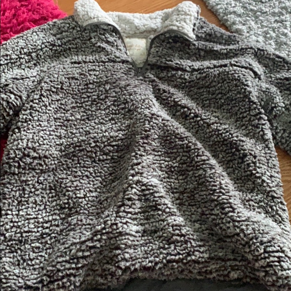 Fuzzy quarter zip